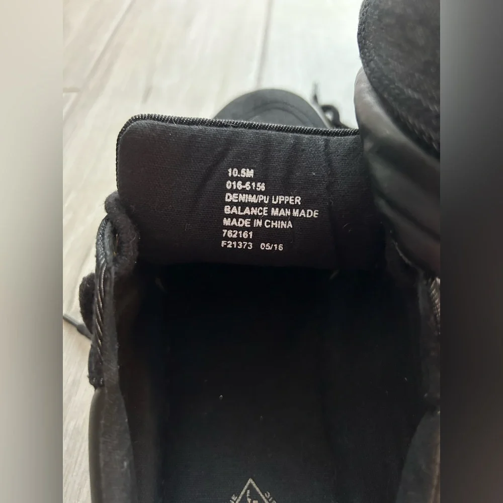 St John’s Bay canvas denim shoe size 10.5 in good condition